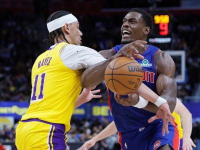 VIDEO: Detroit pretlačil aj bez najväčšej hviezdy nabitý tím Lakers