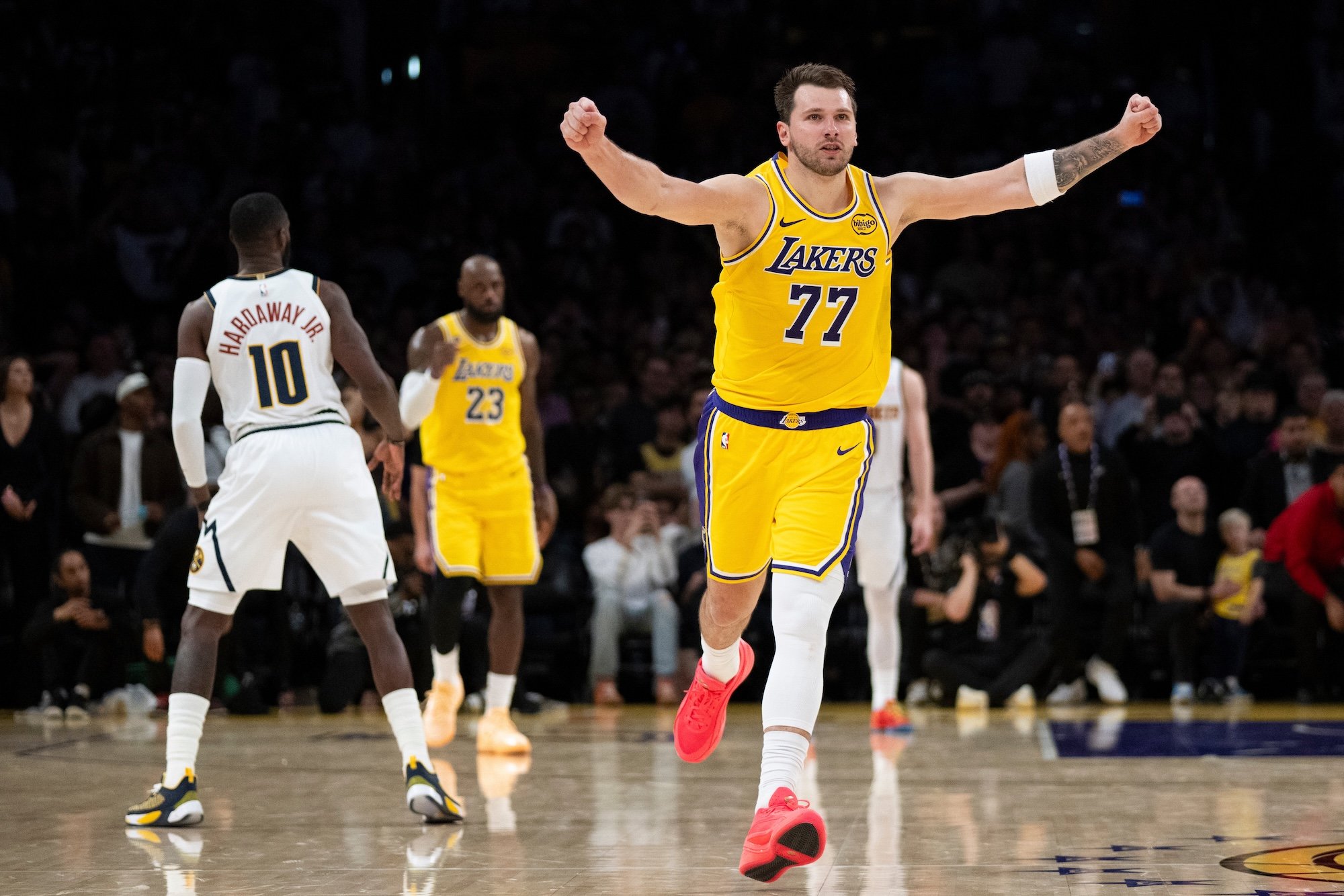 VIDEO: Detroit víťazí aj bez najväčšej hviezdy, MVP výkon Dončiča