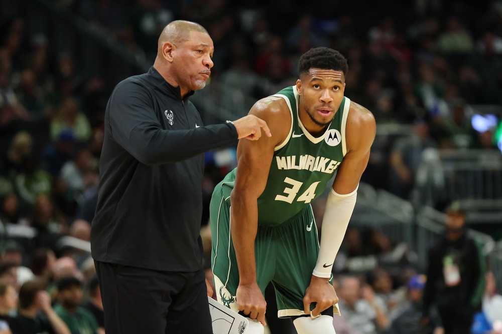 Doc Rivers skončil ako Giannisov kouč