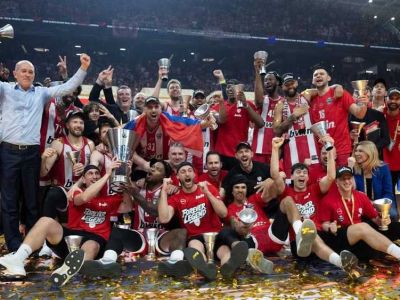 VIDEO: Euroligu ovládol grécky Olympiakos Pireus