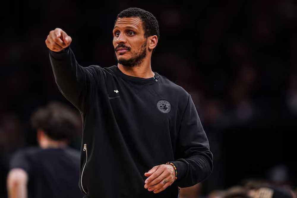 Trénerom roka v NBA najmladší kouč od čias Phila Jacksona