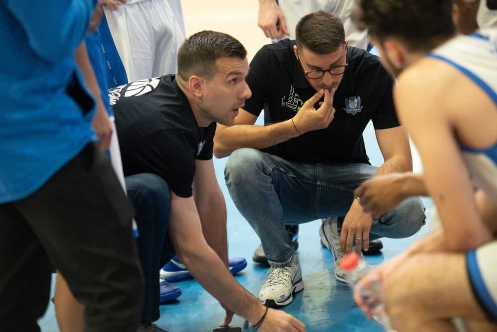 Družstvu MBK Baník Handlová bude šéfovať 38-ročný Grék