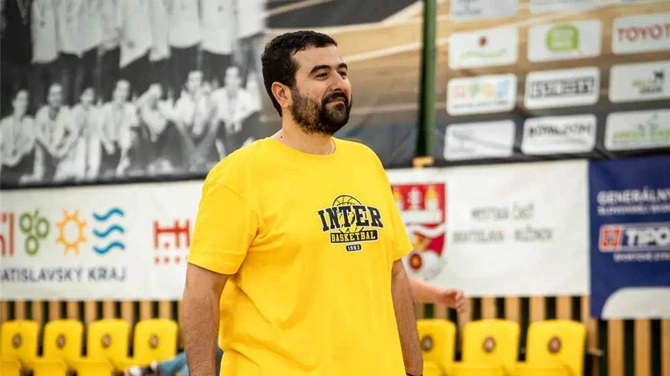 Inter Basket